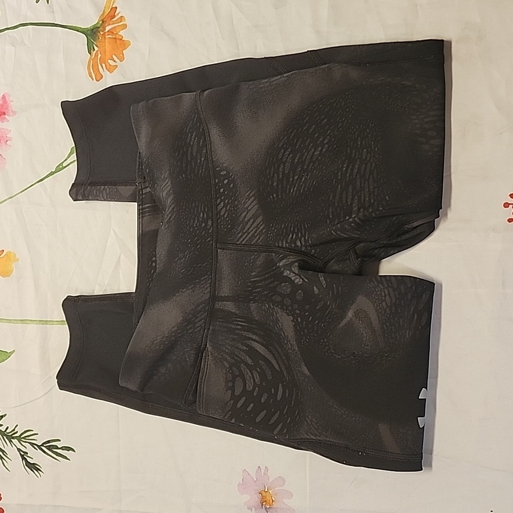 Under Armor Compression Leggings